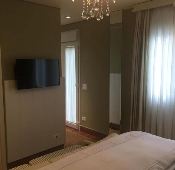 מיטת קינג בסוויטה, Casa Regaleira Hotel Boutique