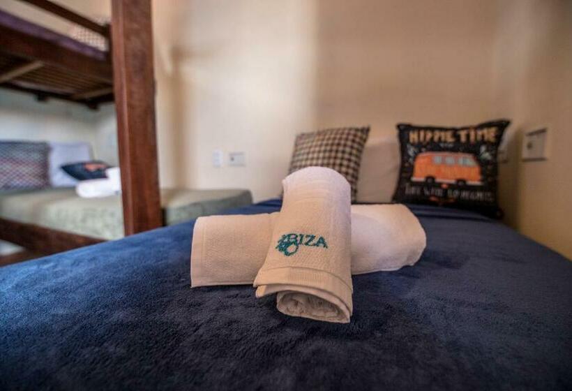 Кровать в Общей Комнате, Hostel Ibiza