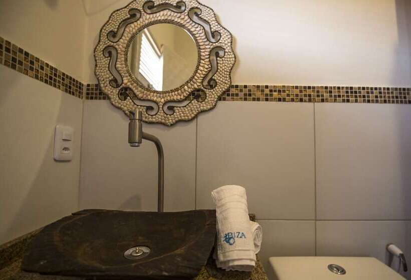 Кровать в Общей Комнате, Hostel Ibiza