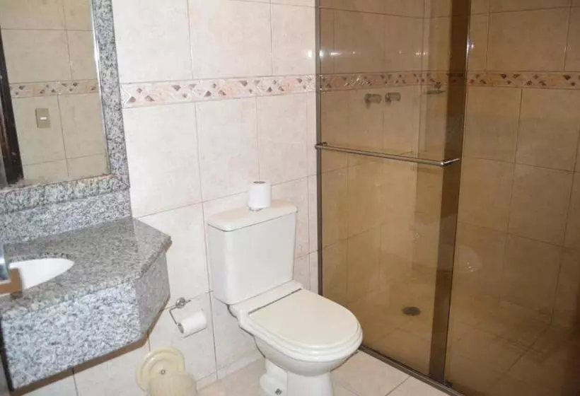 اتاق استاندارد سه نفره, Aero Plaza
