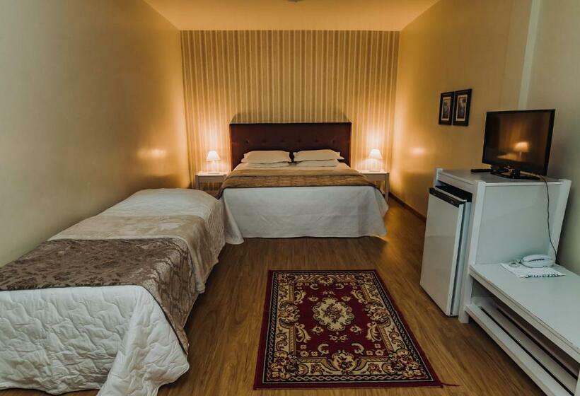 デラックストリプルルーム, Cafezal Palace