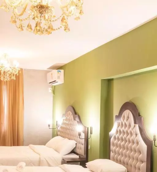 ファミリーステューディオ, Castelo De Itaipava   Hotel, Eventos E Gastronomia