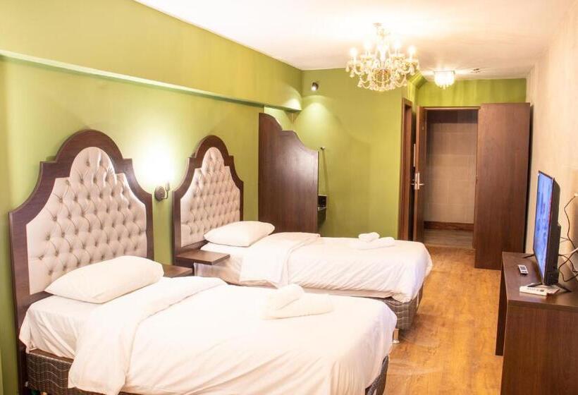 إستديو عائلى, Castelo De Itaipava   Hotel, Eventos E Gastronomia