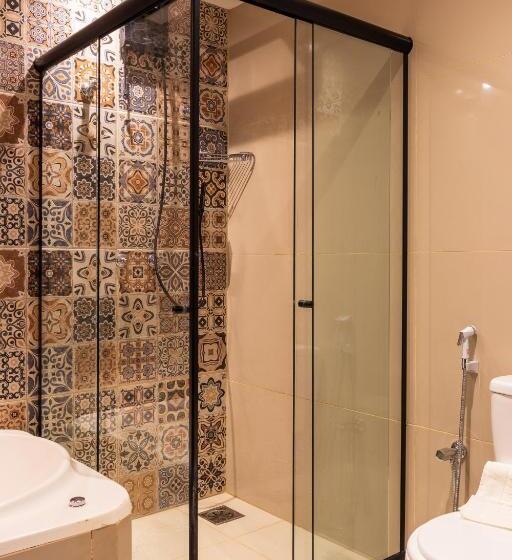 جناح مزود بجاكوزى, Castelo De Itaipava   Hotel, Eventos E Gastronomia