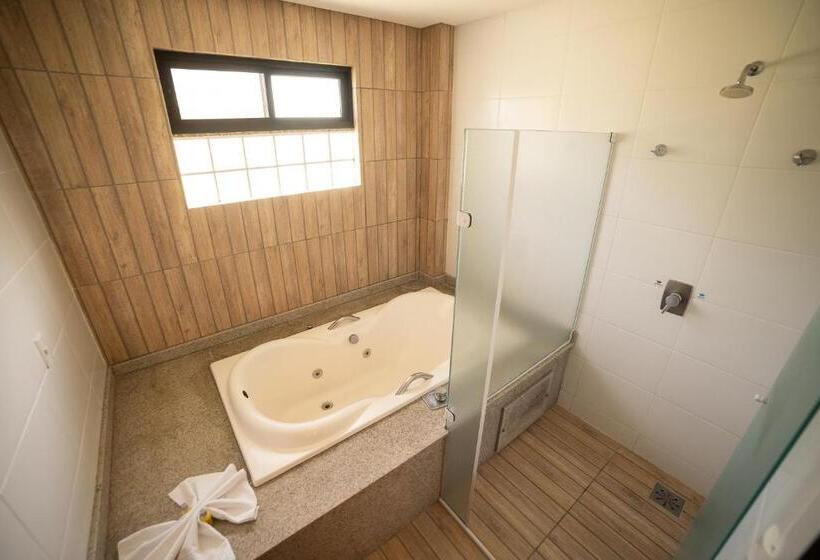 标准间带漩涡浴缸, Estancia Ribeirao Grande