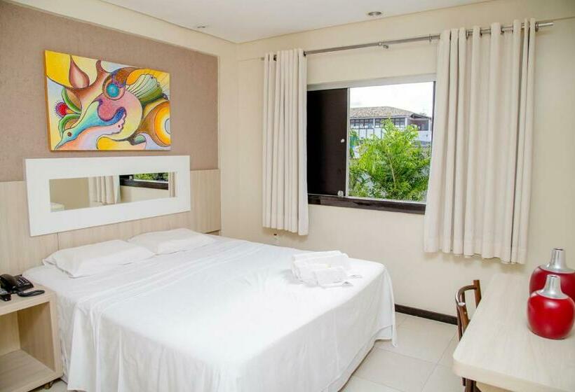 标准间, Eunapolis Plaza