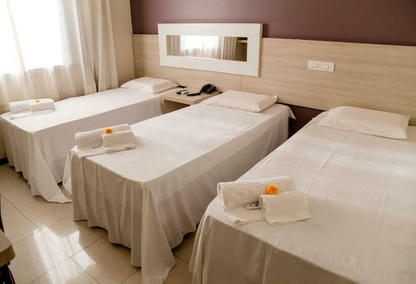 标准间, Eunapolis Plaza