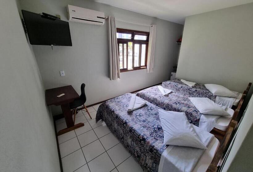 スタンダードトリプルルーム, Hermann