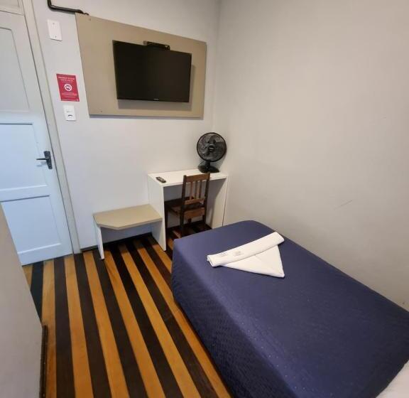 エコノミーシングルルーム, Hermann