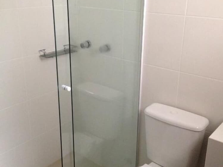 スタンダードルーム, Hermann