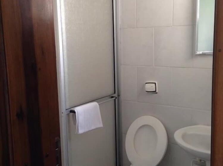 デラックスルーム, Hermann