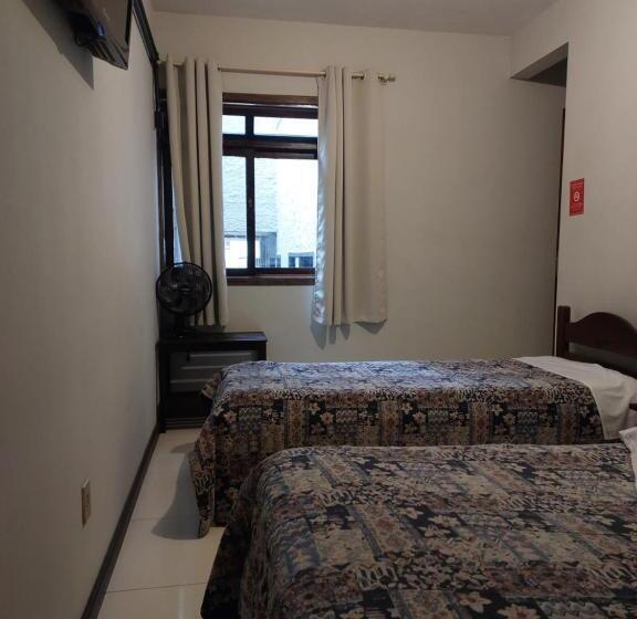 Quarto Triplo Basic, Hermann