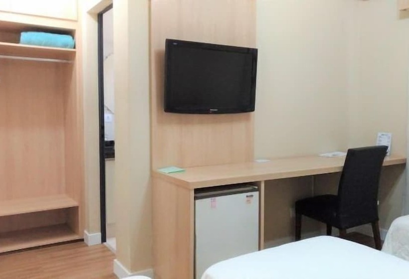 غرفة قياسية, Muchiutt Park