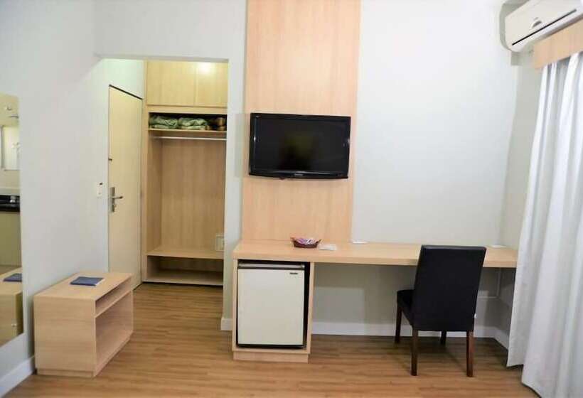 غرفة قياسية, Muchiutt Park