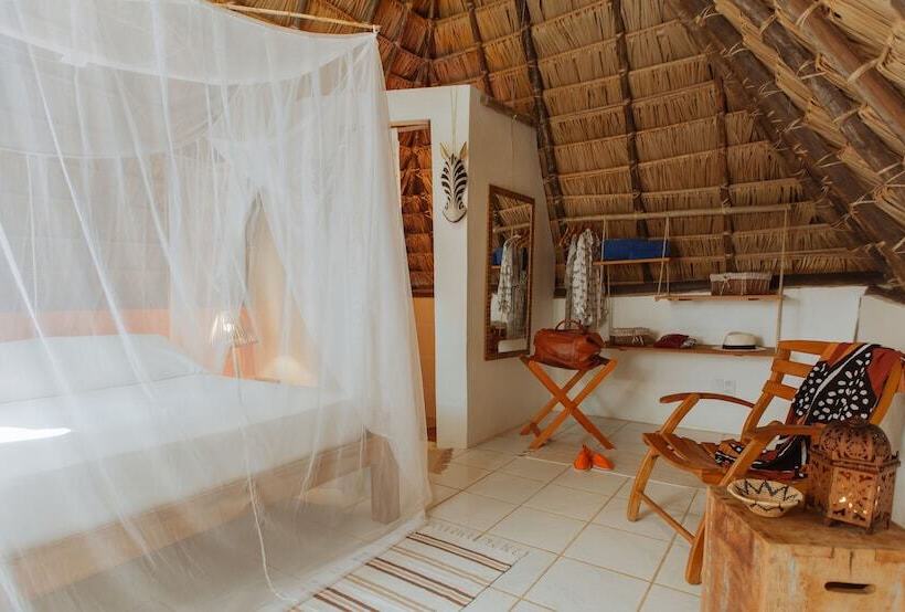 בקתת חדר, Pousada Capitù