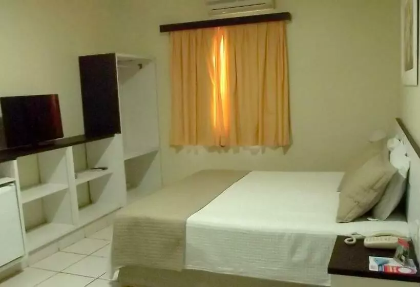 スタンダードトリプルルーム, Real Hotel Empreendimentos