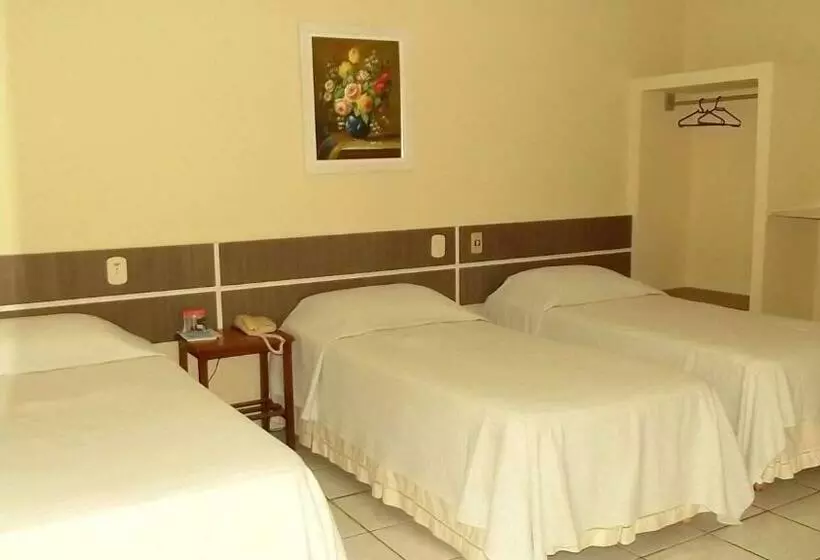 スタンダードトリプルルーム, Real Hotel Empreendimentos