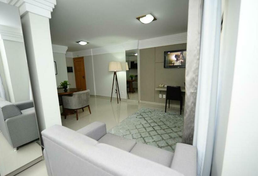 Номер Стандарт, Saint Louis