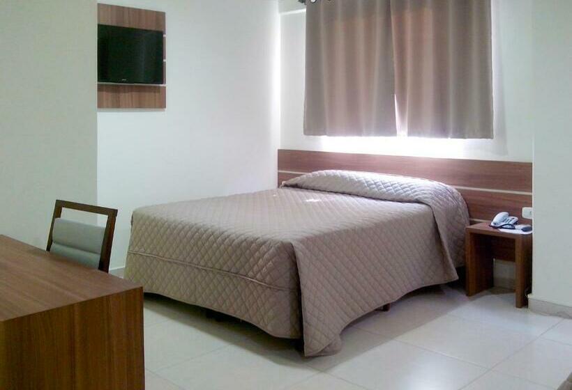 デラックスルーム, Tri Hotel Smart Chapecó