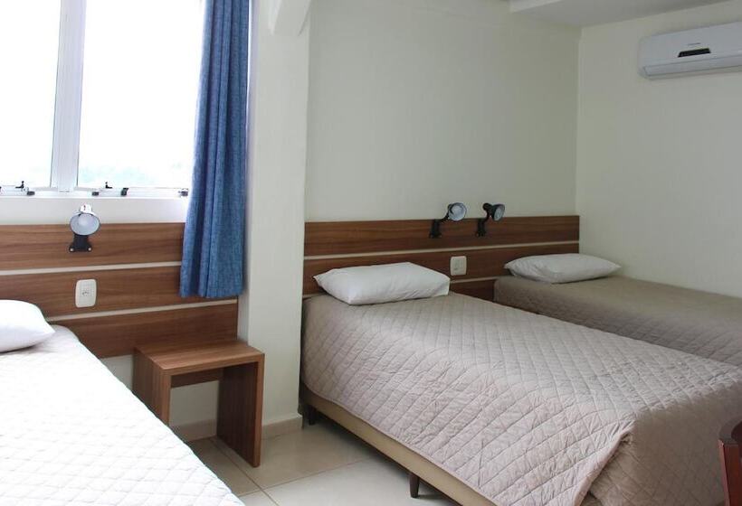 デラックストリプルルーム, Tri Hotel Smart Chapecó