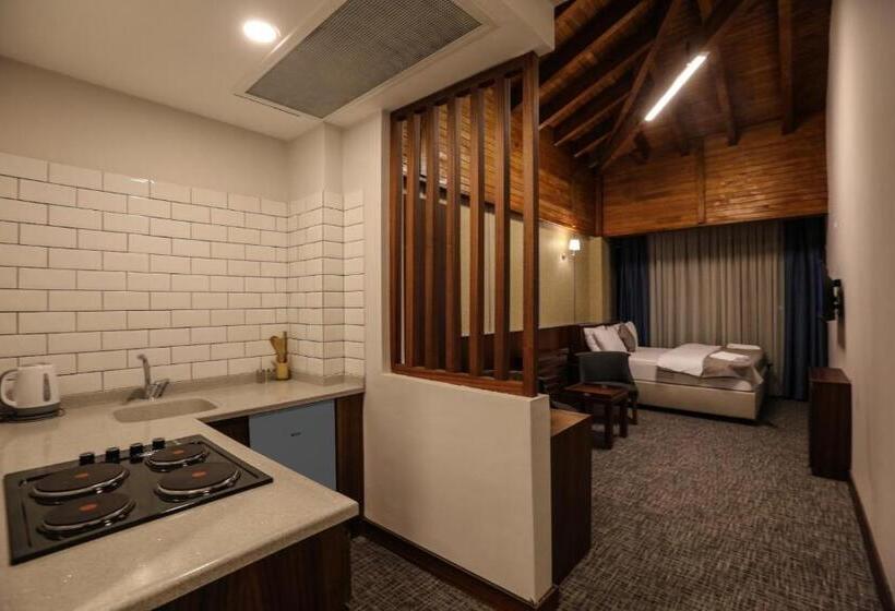 سوئیت با بالکن, Akamoy Boztepe Hotel & Restaurant