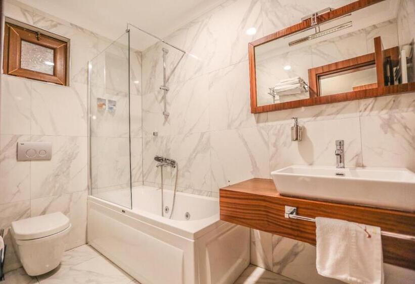 סוויטה משפחתית, Akamoy Boztepe Hotel & Restaurant