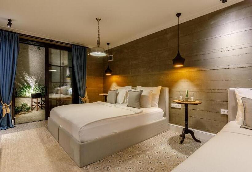 Quarto Triplo Standard Vista Jardim, Alacati Port Ladera Hotel   Adults Only