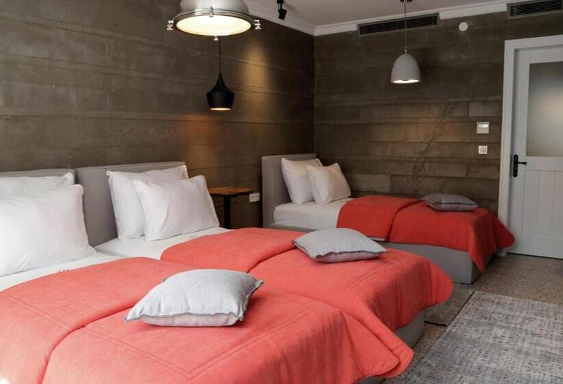 Quarto Triplo Standard Vista Jardim, Alacati Port Ladera Hotel   Adults Only