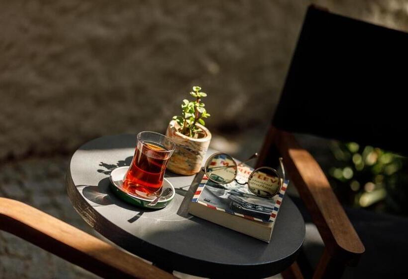 Quarto Triplo Standard Vista Jardim, Alacati Port Ladera Hotel   Adults Only