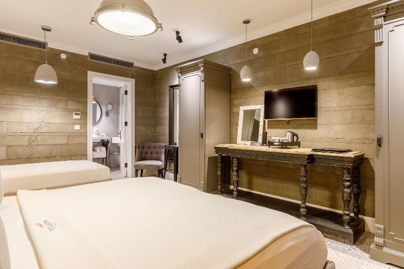 Quarto Triplo Standard Vista Jardim, Alacati Port Ladera Hotel   Adults Only