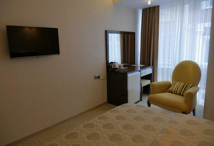 اتاق استاندارد, Armin