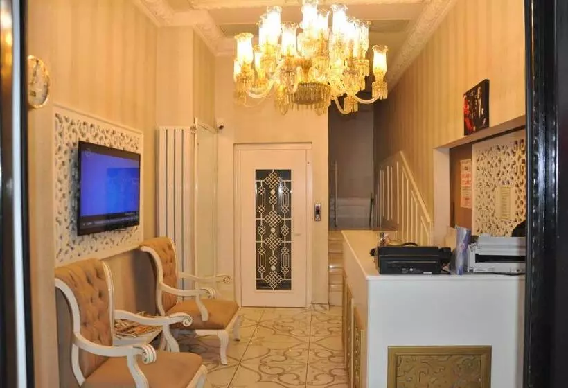 اتاق استاندارد سه نفره, Azade Butik Otel