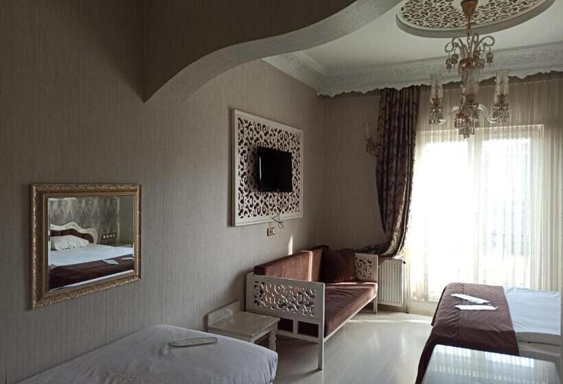 标准三人间, Azade Butik Otel