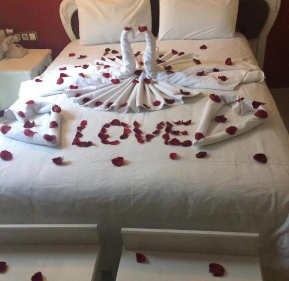 基本间, Azade Butik Otel