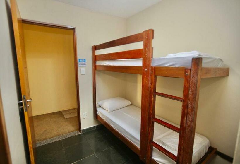 4인용 스탠다드 룸, Colonial