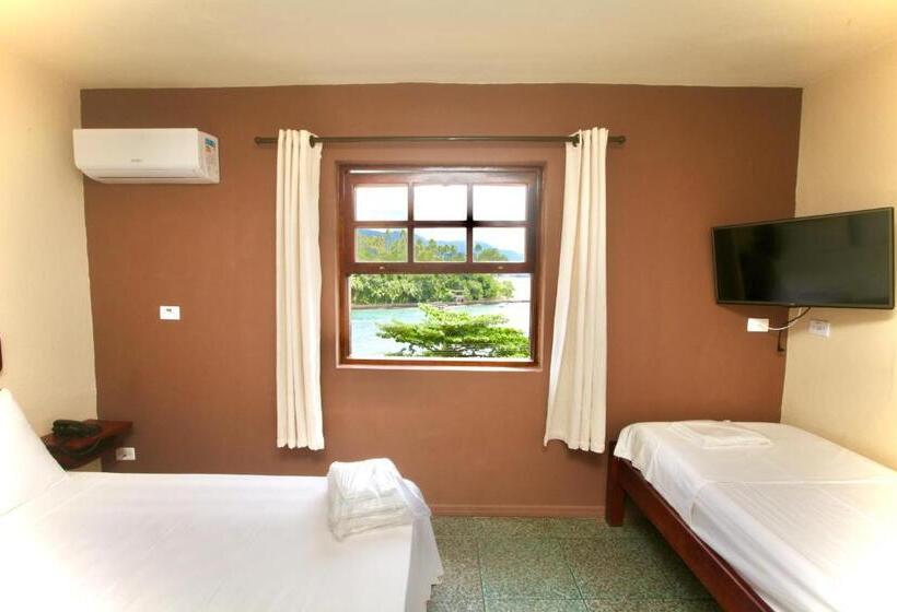 스탠다드 룸, Colonial