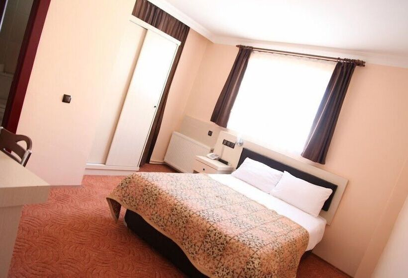 标准单人间, Hattuşirin