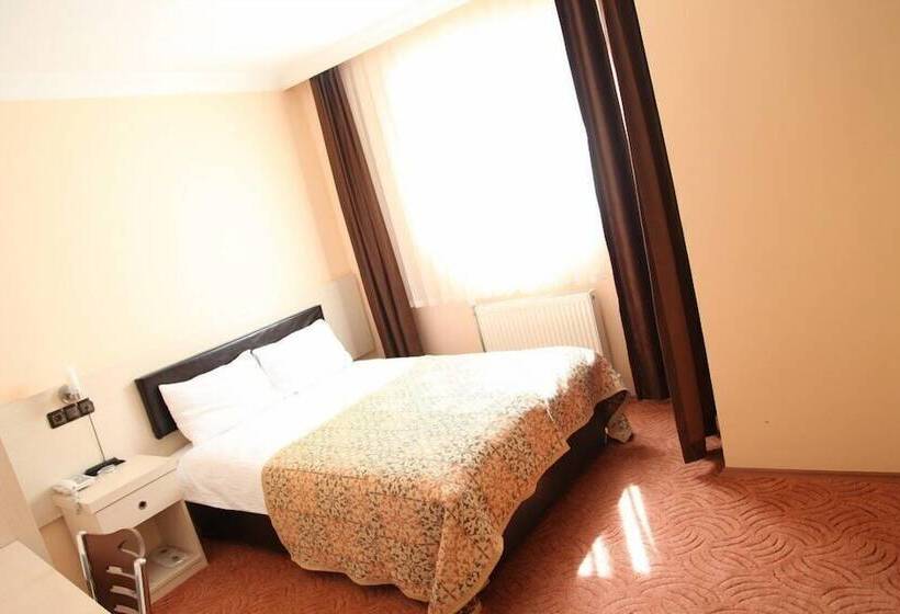 标准间, Hattuşirin