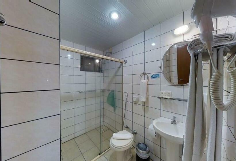 １ベッドルームアパートメント, Joao De Barro