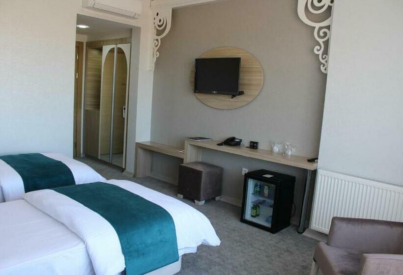 スタンダードルーム, La Bella