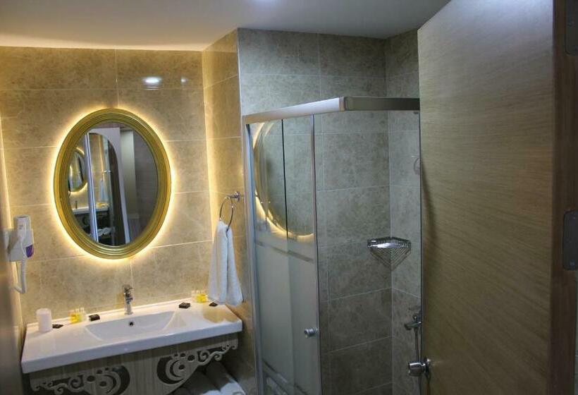 スイート, La Bella