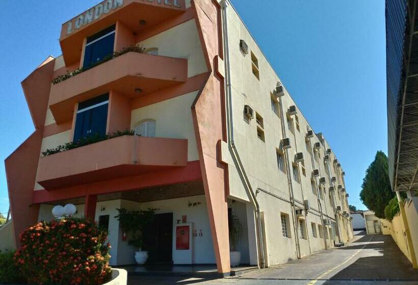 スタンダードシングルルーム, London