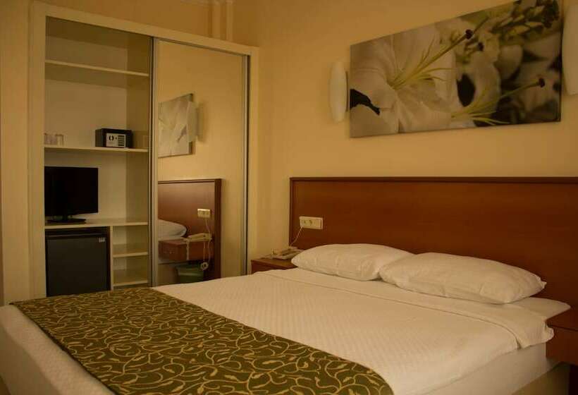 스탠다드 룸 측면 바다 전망, Lord