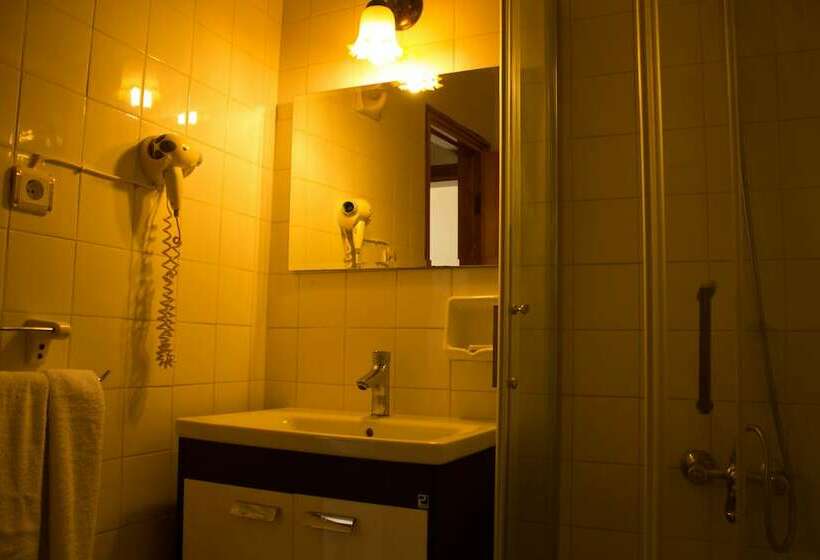 스탠다드 룸 측면 바다 전망, Lord