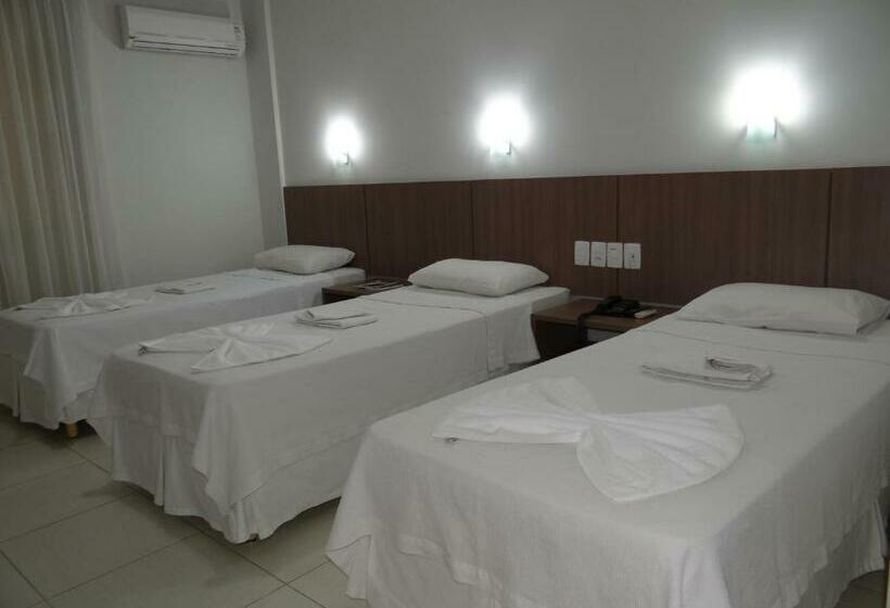 חדר סטנדרט לשלושה, Oásis