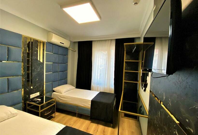 اتاق استاندارد یک نفره, Orange Airport