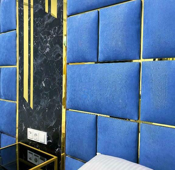 اتاق استاندارد یک نفره, Orange Airport