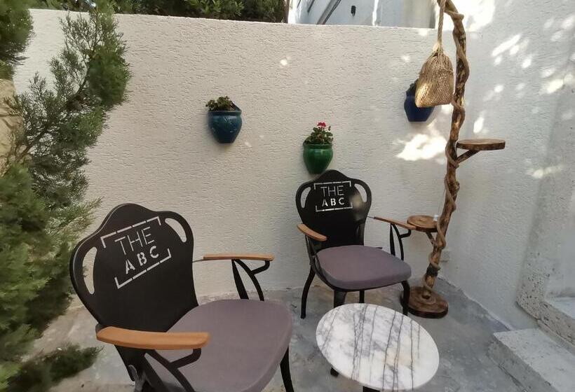 חדר סטנדרט עם מרפסת, The Abc