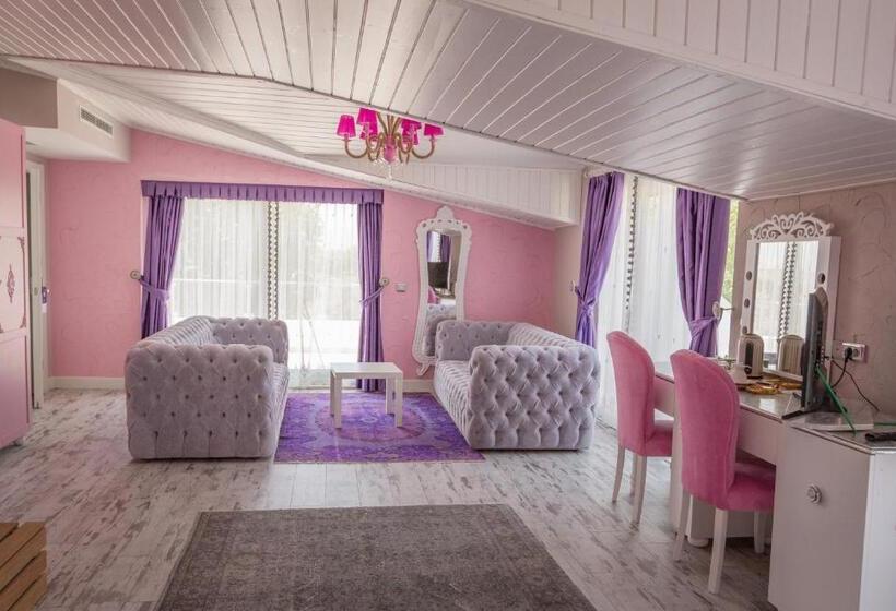 带大床的套房, Limnades Hotel İznik