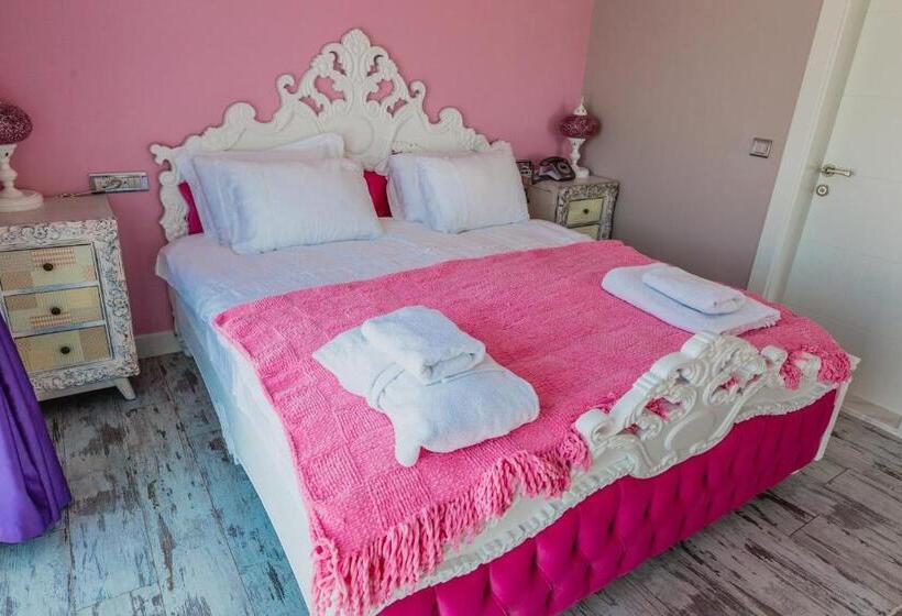 带大床的套房, Limnades Hotel İznik